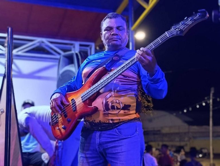 photo_5069188855835069566_y