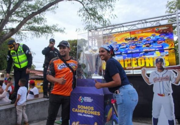 photo_5093615889625582554_y