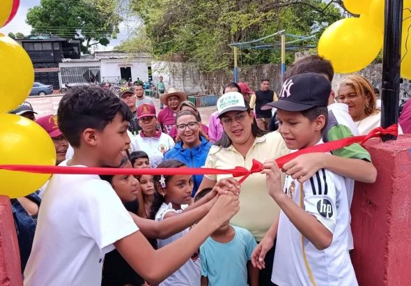 photo_5095867689439267839_y