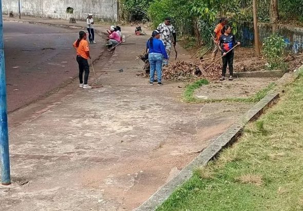 photo_5114350634521005016_y